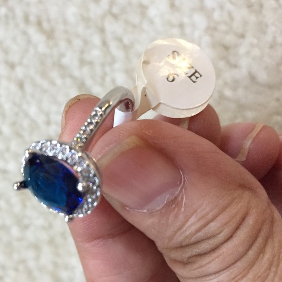 18k WHITE GOLD 3CT SAPPHIRE /DIAMOND Ring - Picture 6 of 7